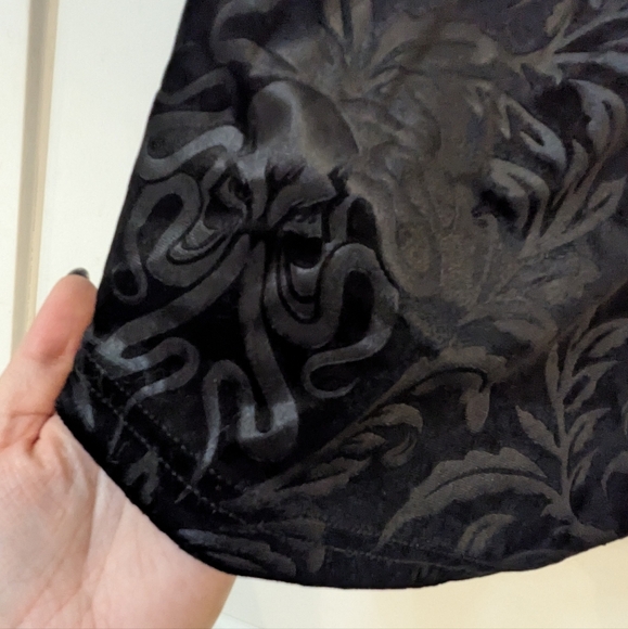 Velvet top - Picture 2 of 3